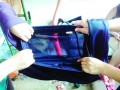 中学发透明校服 校方称凉快