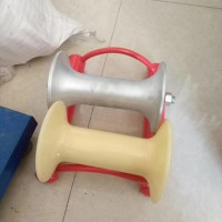 PE天燃气管道滑轮大直径自来水管滑轮