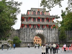 友谊关口岸20日起可为台胞办理一次有效台湾居民来往大陆通行证